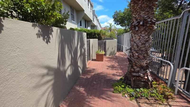 3 Bedroom Property for Sale in Zonnebloem Western Cape